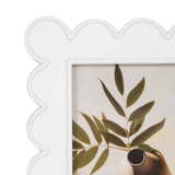 Resin with Decorative Scalloped Edge Picture Frame